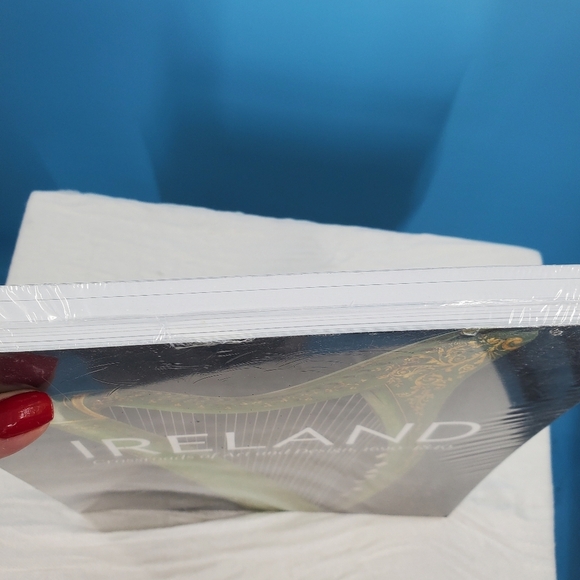 "Ireland: Crossroads of Art and Design, 1690-1840" brand new book sealed - Picture 3 of 8